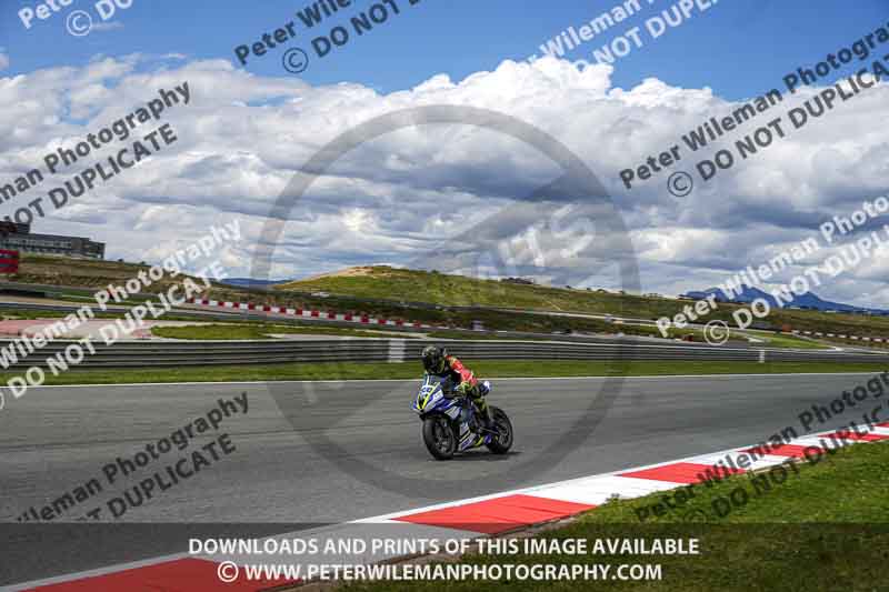 cadwell no limits trackday;cadwell park;cadwell park photographs;cadwell trackday photographs;enduro digital images;event digital images;eventdigitalimages;navarra;no limits trackdays;peter wileman photography;racing digital images;trackday digital images;trackday photos